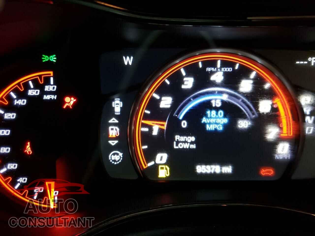 DODGE DURANGO 2018 - 1C4SDJGJ7JC323396
