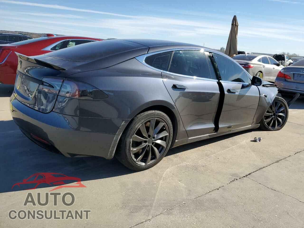 TESLA MODEL S 2017 - 5YJSA1E27HF232629