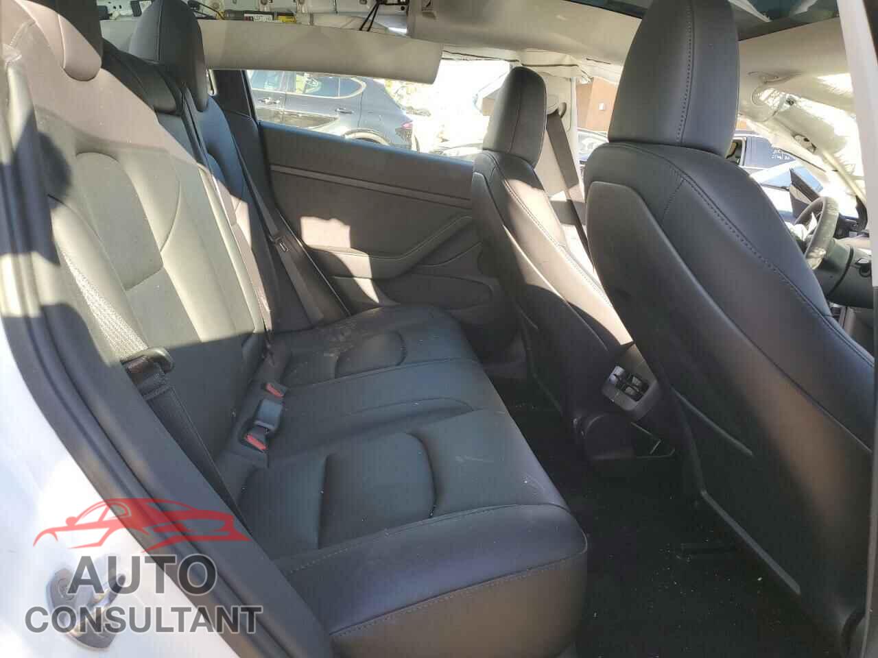 TESLA MODEL 3 2023 - 5YJ3E1EA3PF575825