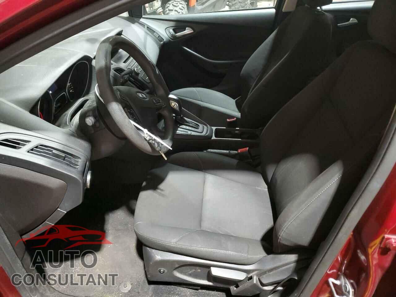 FORD FOCUS 2016 - 1FADP3F21GL376003