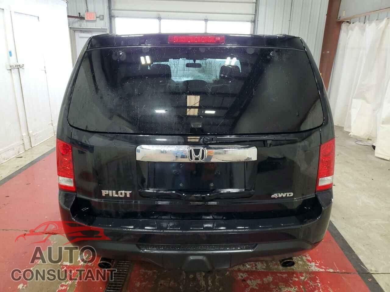 HONDA PILOT 2013 - 5FNYF4H47DB043323