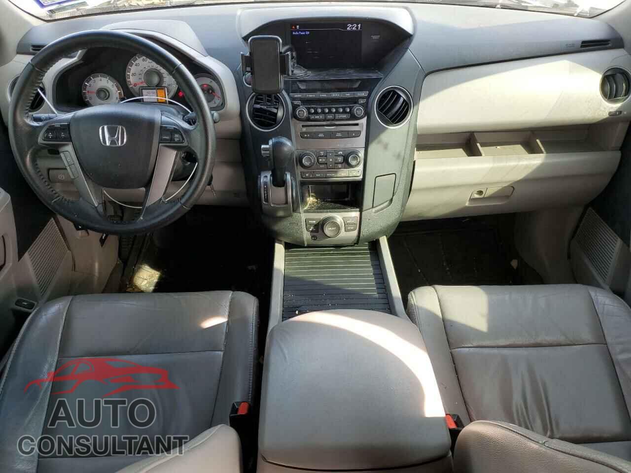 HONDA PILOT 2013 - 5FNYF3H63DB034209