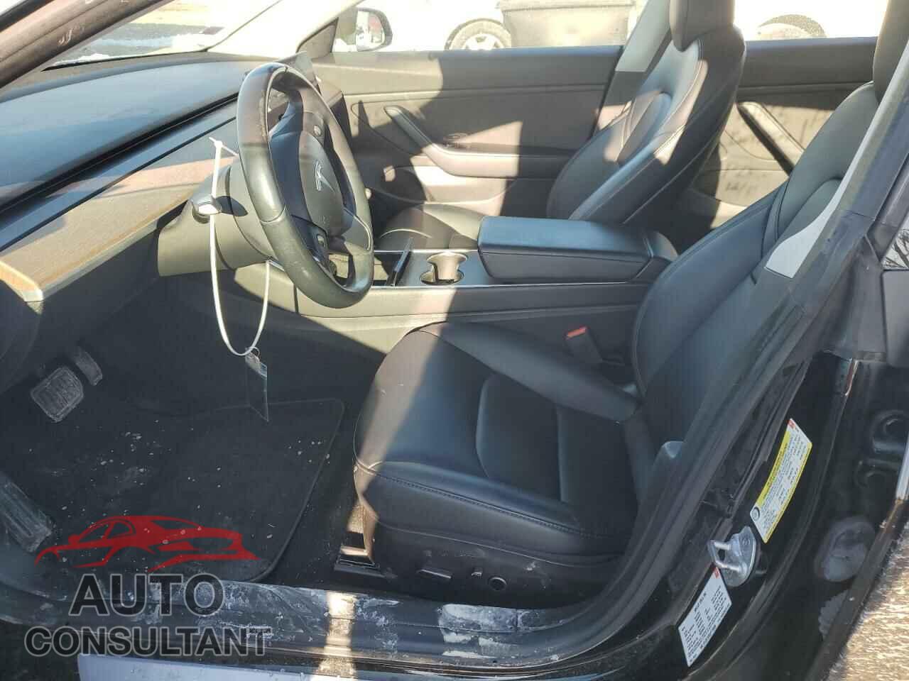 TESLA MODEL 3 2018 - 5YJ3E1EB3JF116455