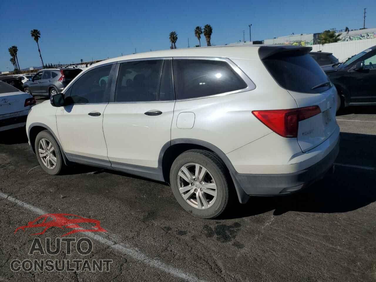 HONDA PILOT 2017 - 5FNYF5H12HB039357