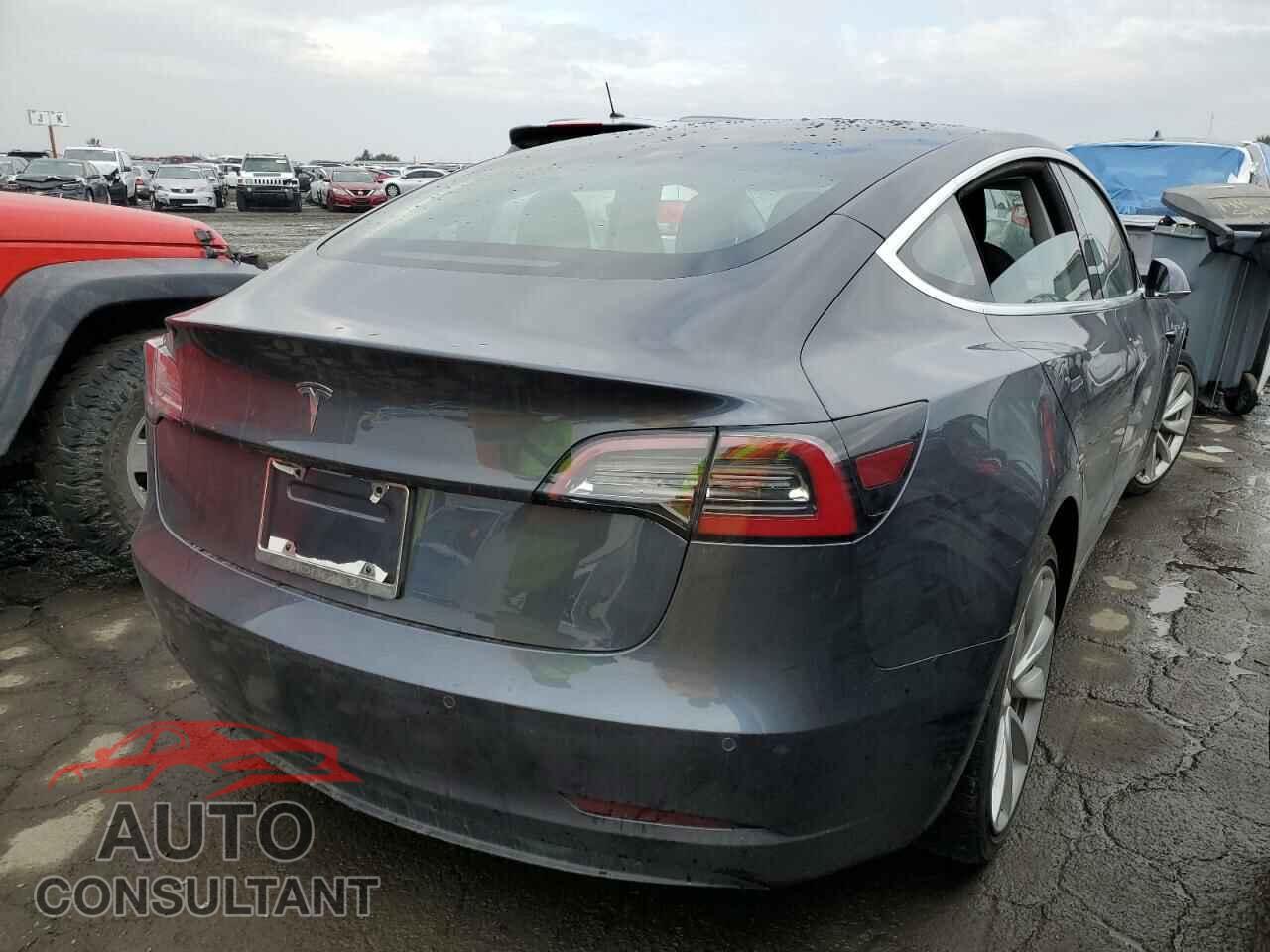 TESLA MODEL 3 2018 - 5YJ3E1EA5JF050529