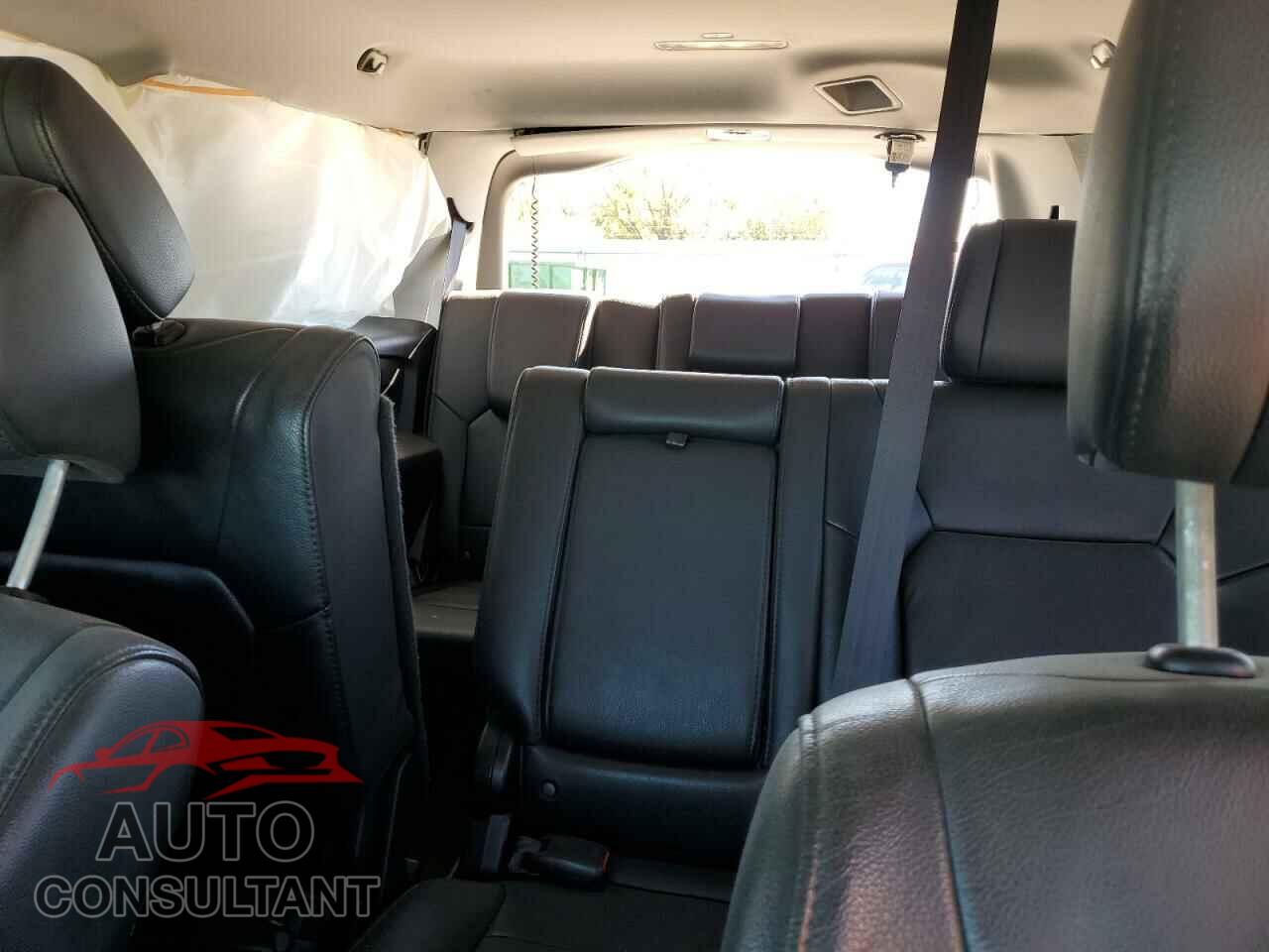 HONDA PILOT 2015 - 5FNYF3H68FB009860