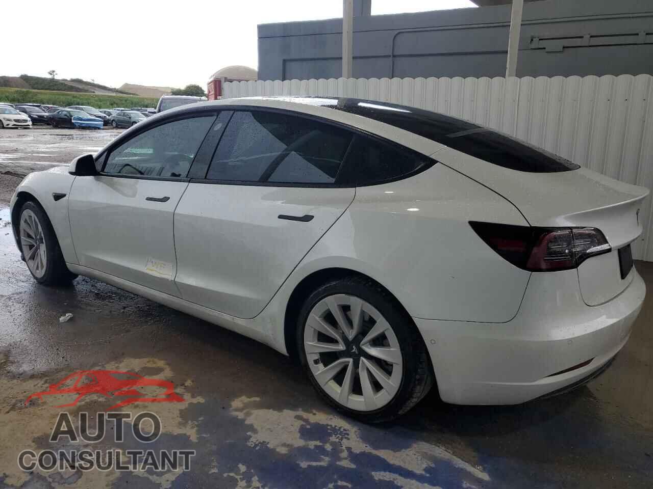 TESLA MODEL 3 2021 - 5YJ3E1EAXMF045556