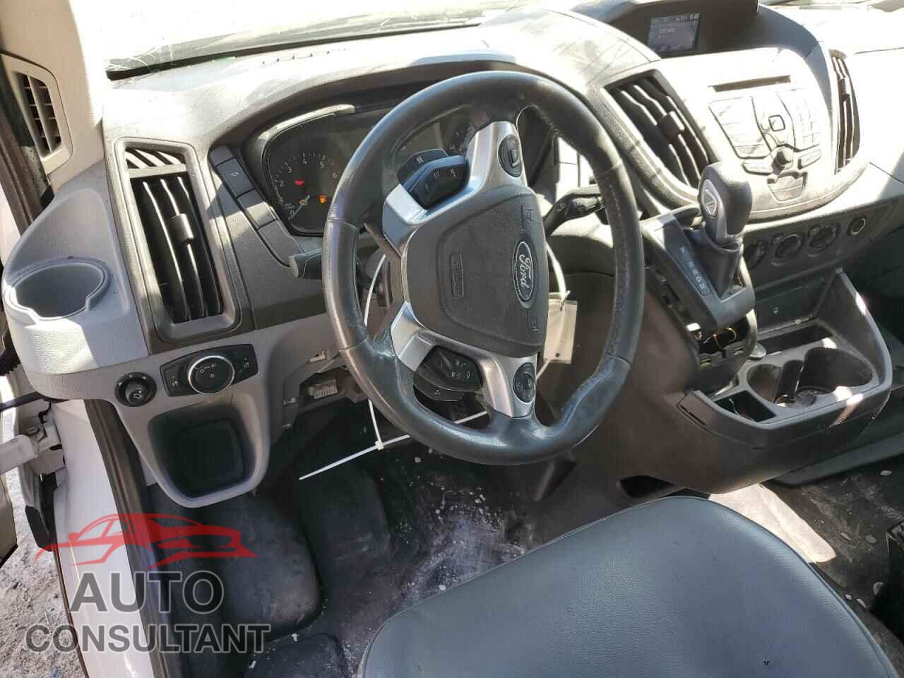 FORD TRANSIT 2015 - 1FTNR2CM2FKA01489