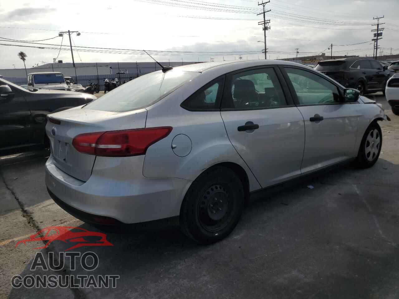 FORD FOCUS 2017 - 1FADP3E21HL263932