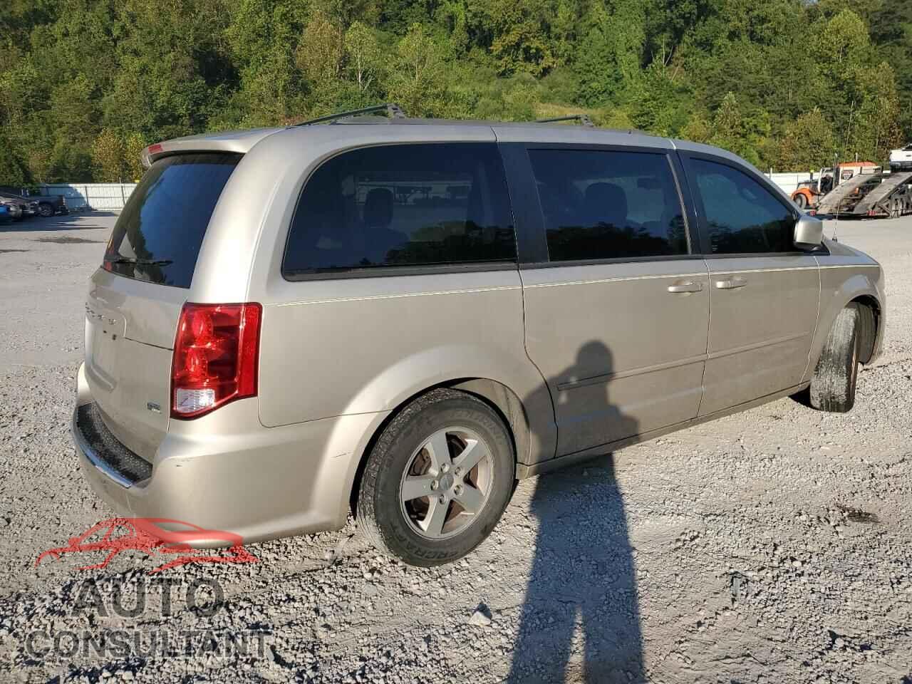 DODGE CARAVAN 2013 - 2C4RDGCG1DR575507