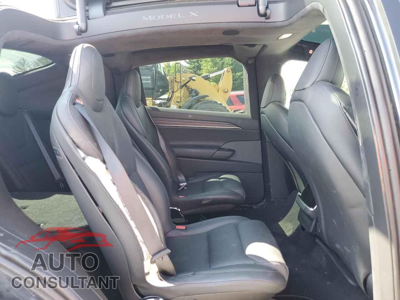 TESLA MODEL X 2025 - 7SAXCBE53SF462789