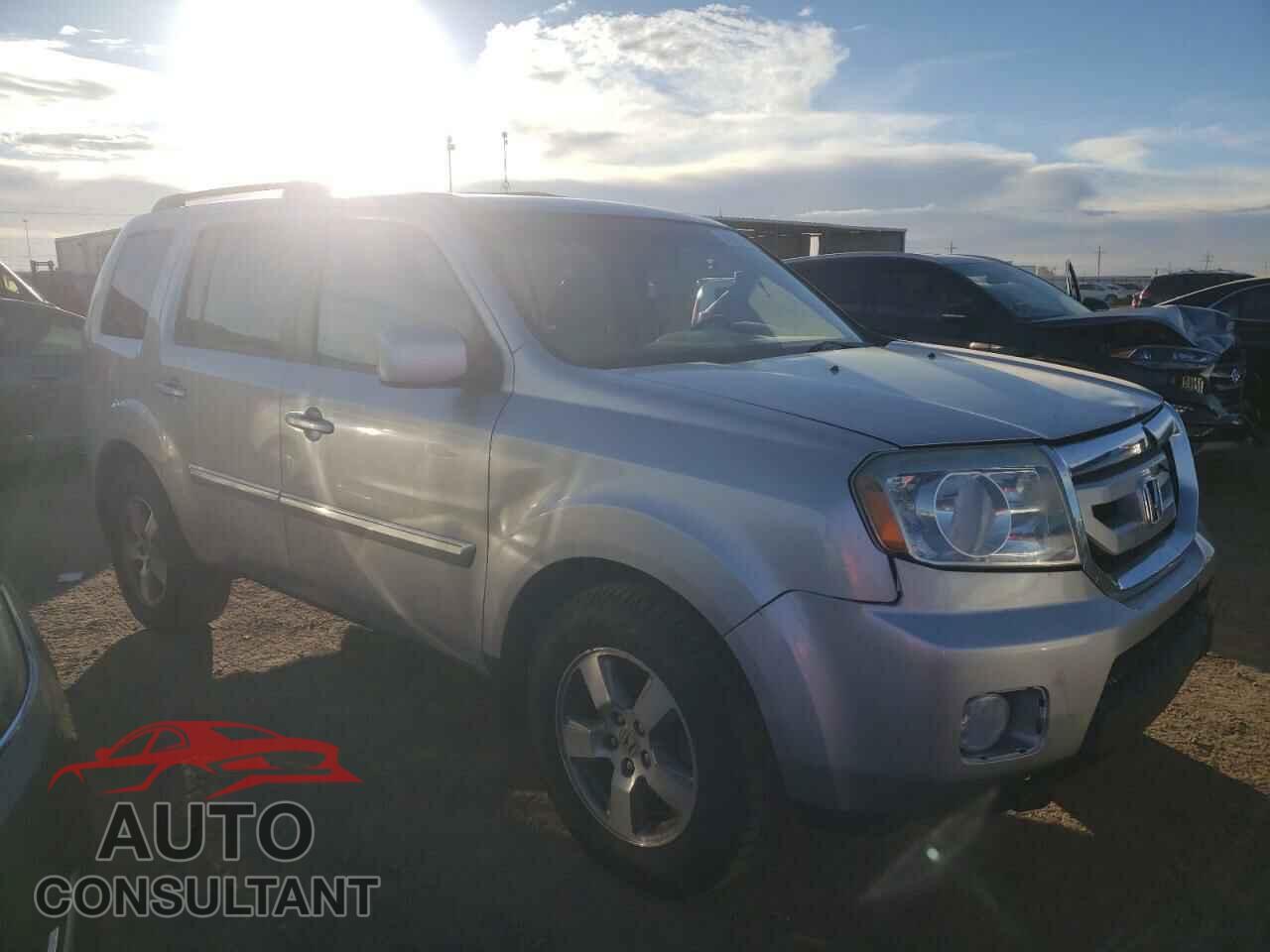 HONDA PILOT 2011 - 5FNYF4H59BB017893