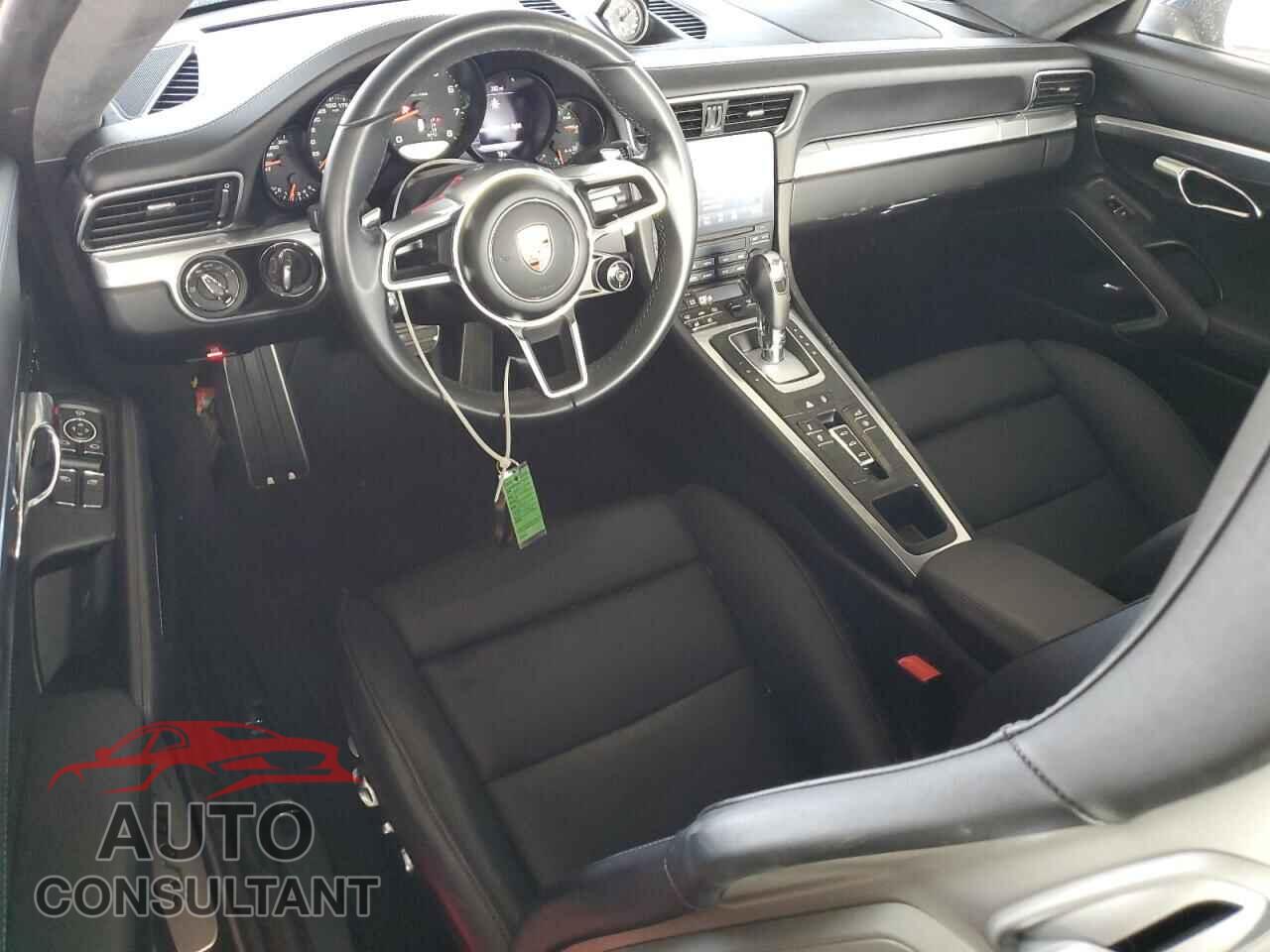 PORSCHE 911 2017 - WP0AA2A98HS107484