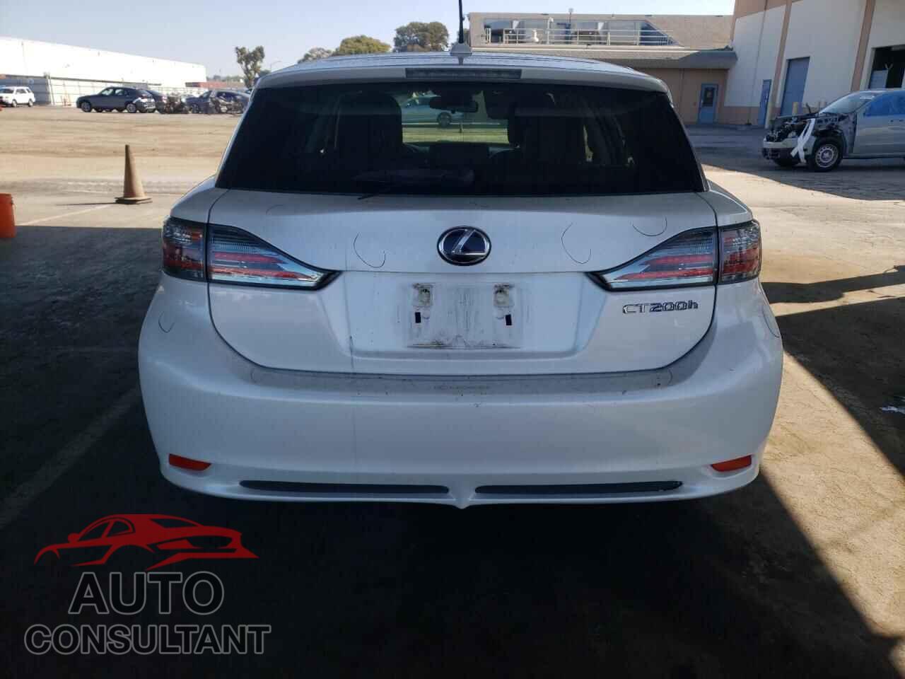 LEXUS CT 200 2011 - JTHKD5BH4B2012185