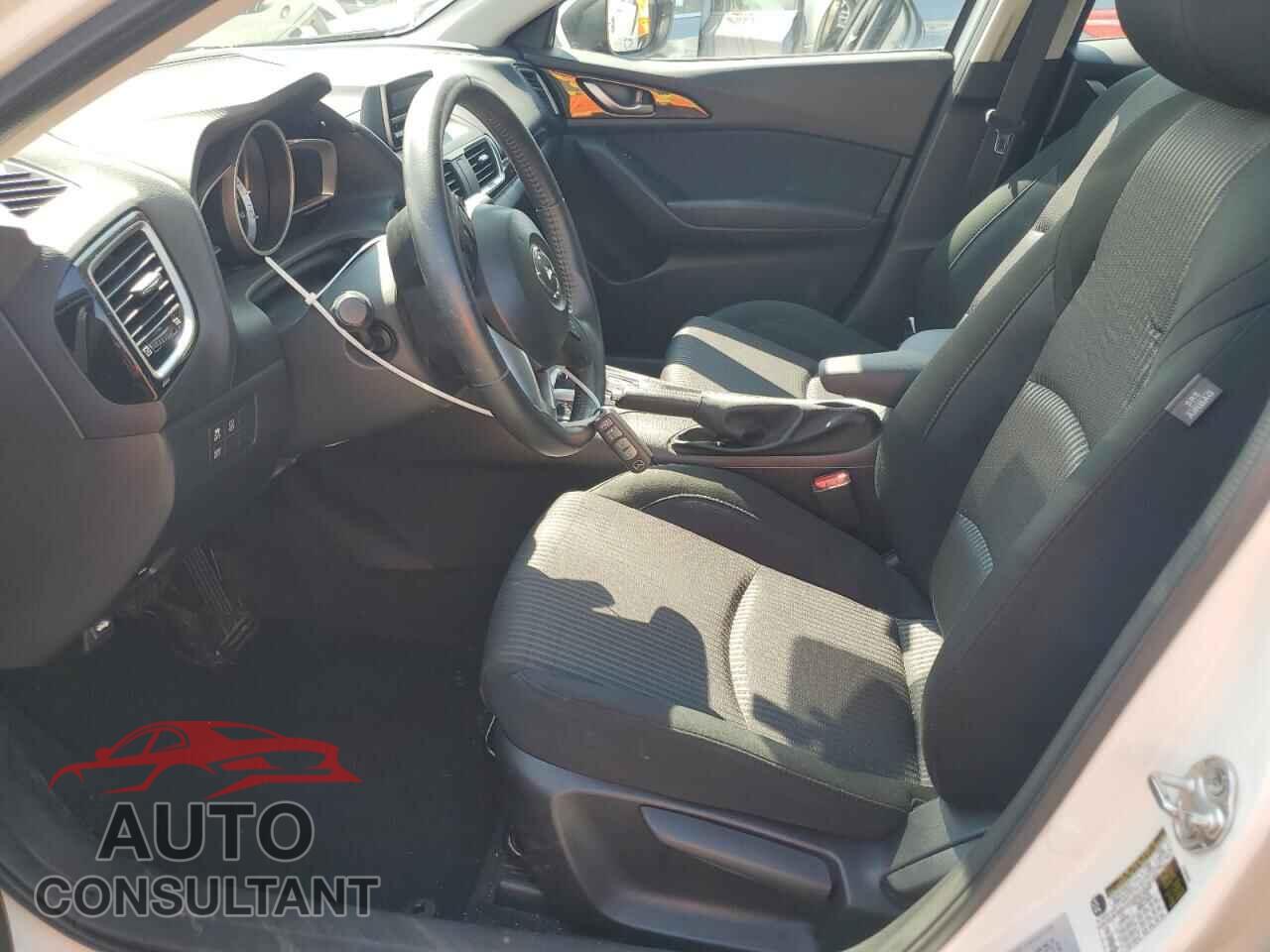 MAZDA 3 2014 - JM1BM1V79E1146830