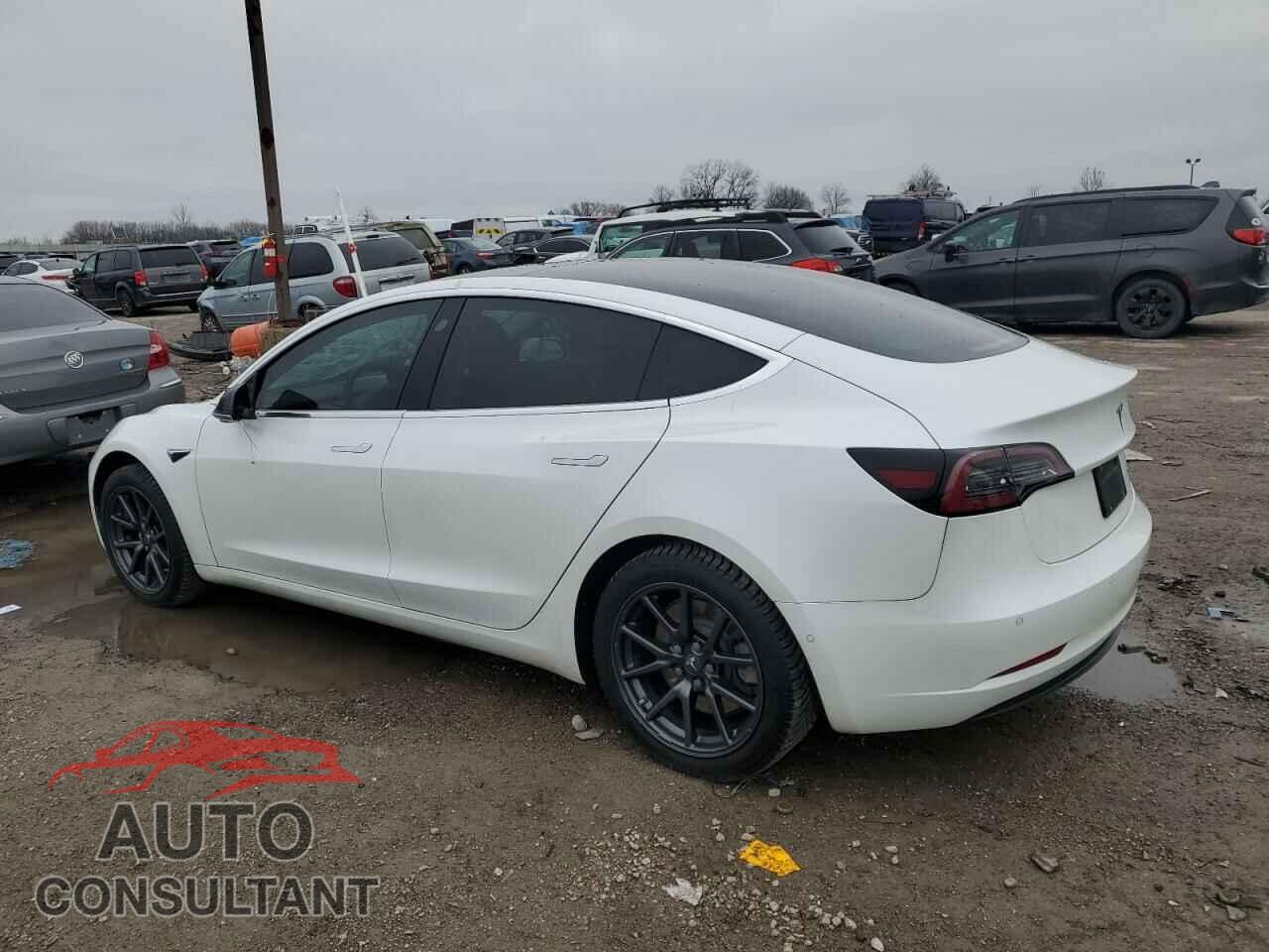 TESLA MODEL 3 2019 - 5YJ3E1EB9KF469834