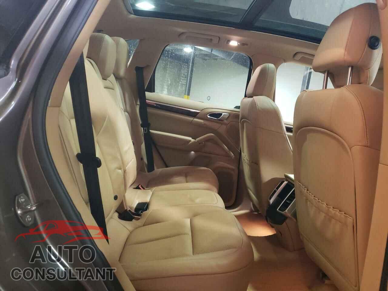 PORSCHE CAYENNE 2011 - WP1AB2A20BLA49161