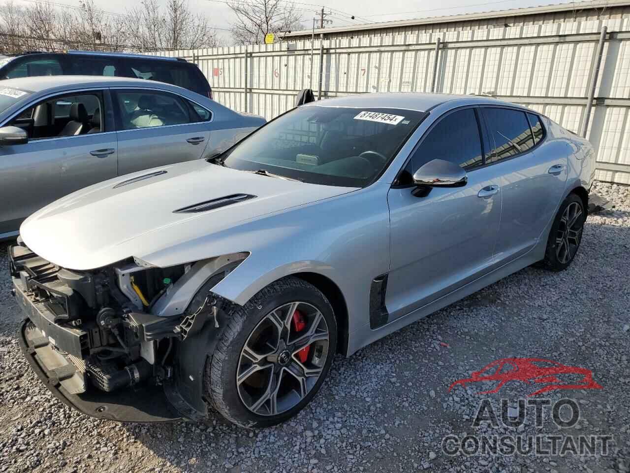 KIA STINGER 2018 - KNAE35LC4J6022644