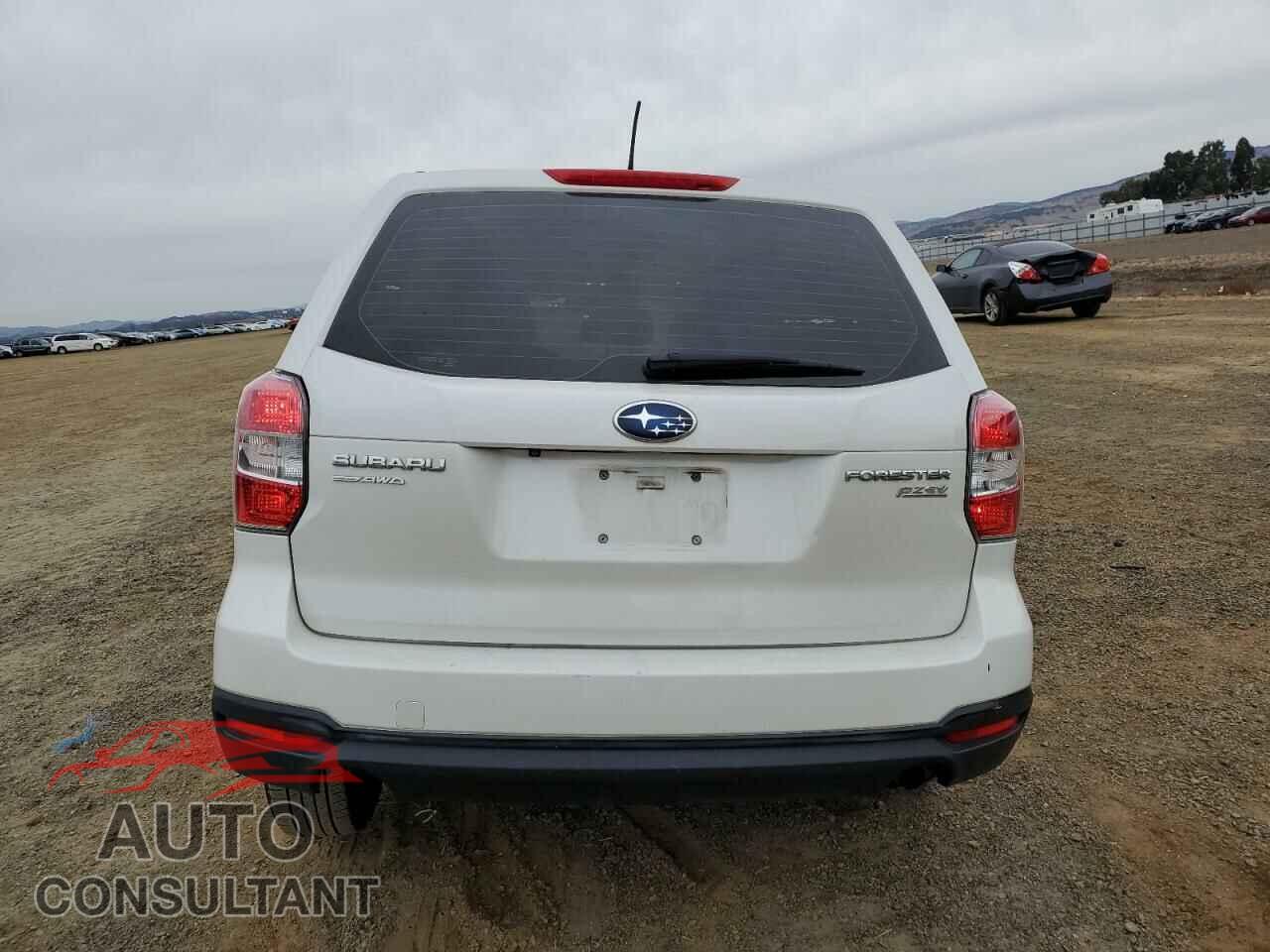 SUBARU FORESTER 2015 - JF2SJAAC1FH568614