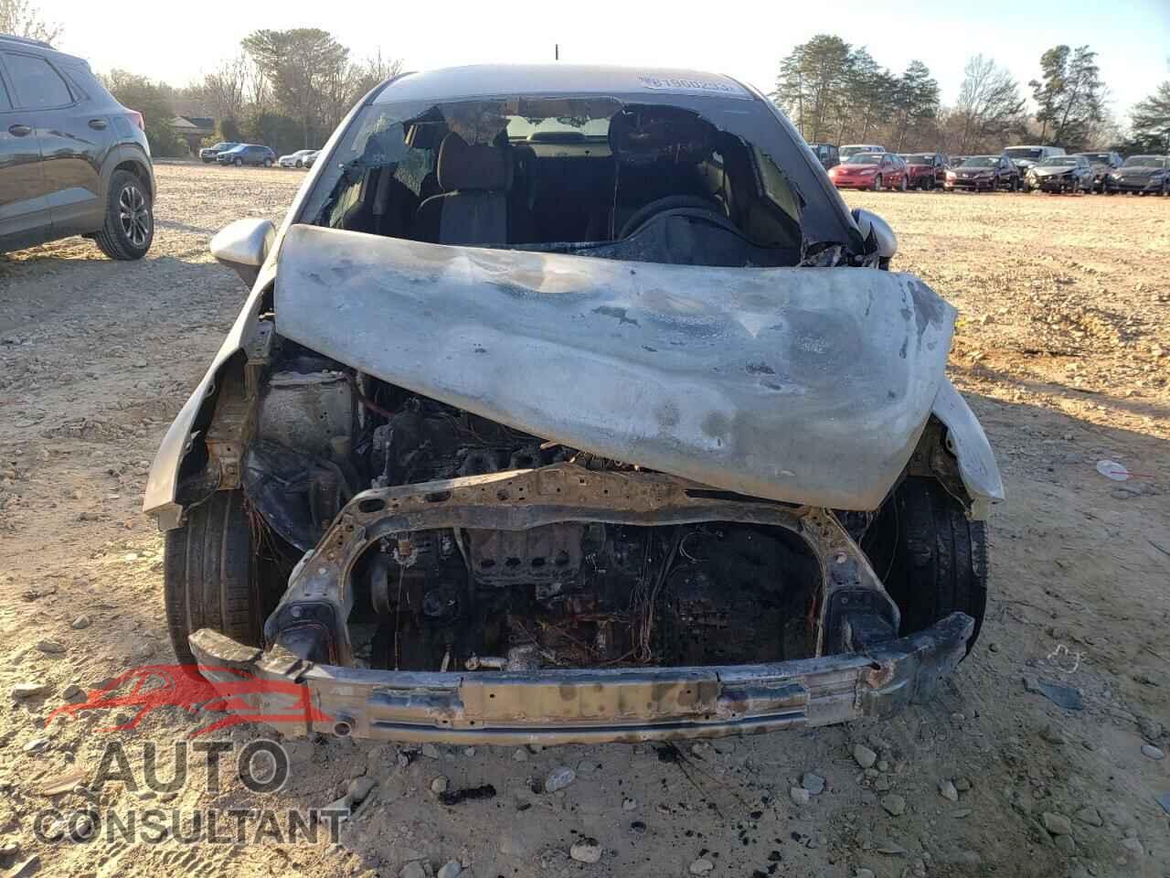 KIA RIO 2017 - KNADM4A36H6010768