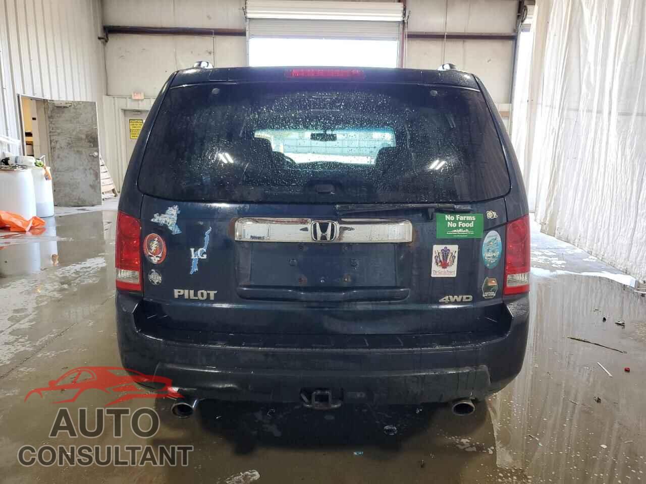 HONDA PILOT 2011 - 5FNYF4H59BB065197