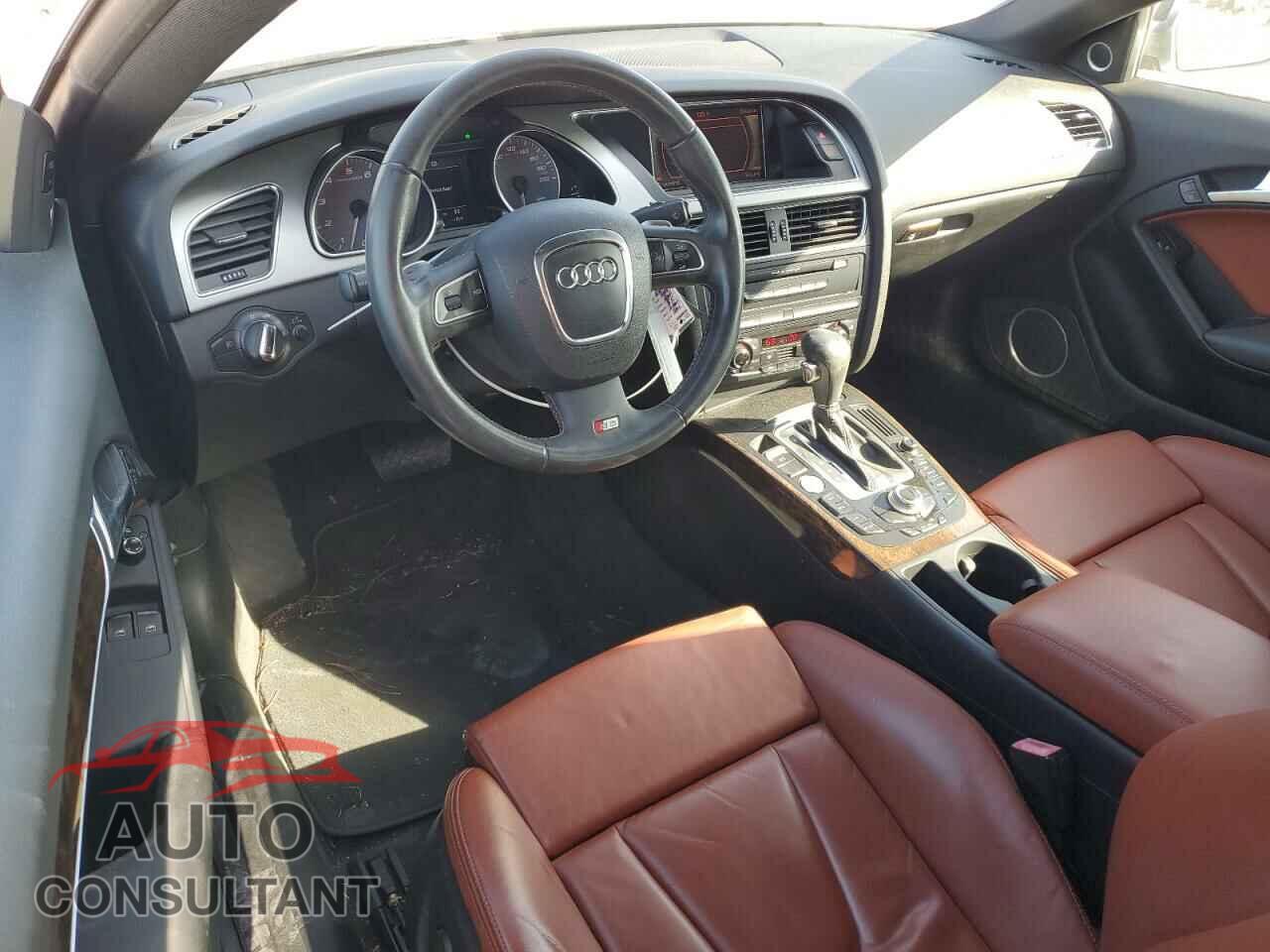 AUDI S5/RS5 2009 - WAURV78T19A019774