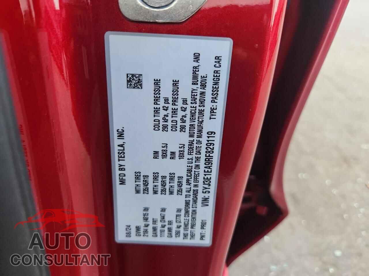 TESLA MODEL 3 2024 - 5YJ3E1EA9RF829119