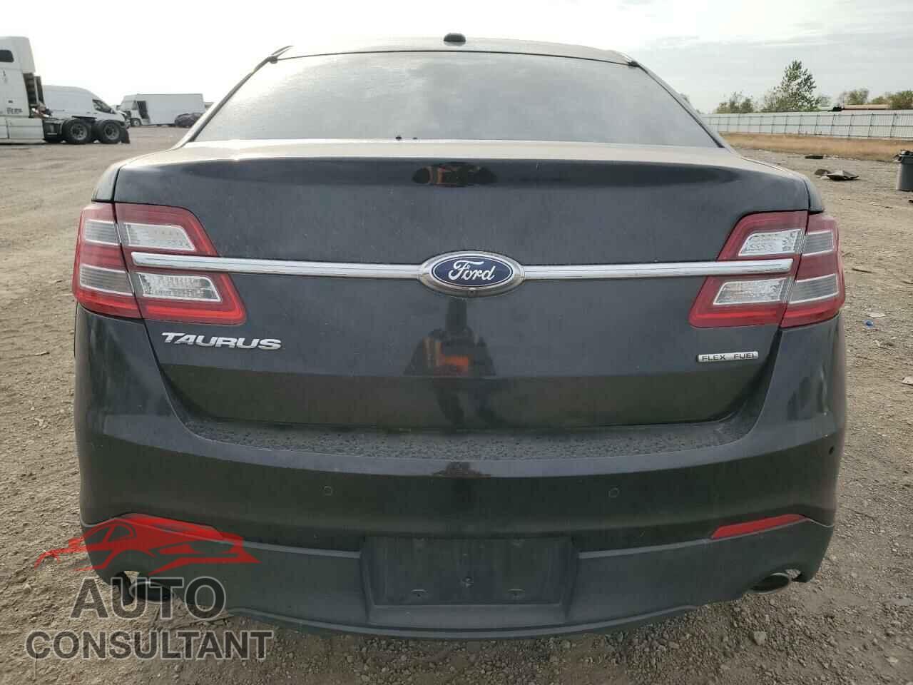 FORD TAURUS 2017 - 1FAHP2F83HG128636