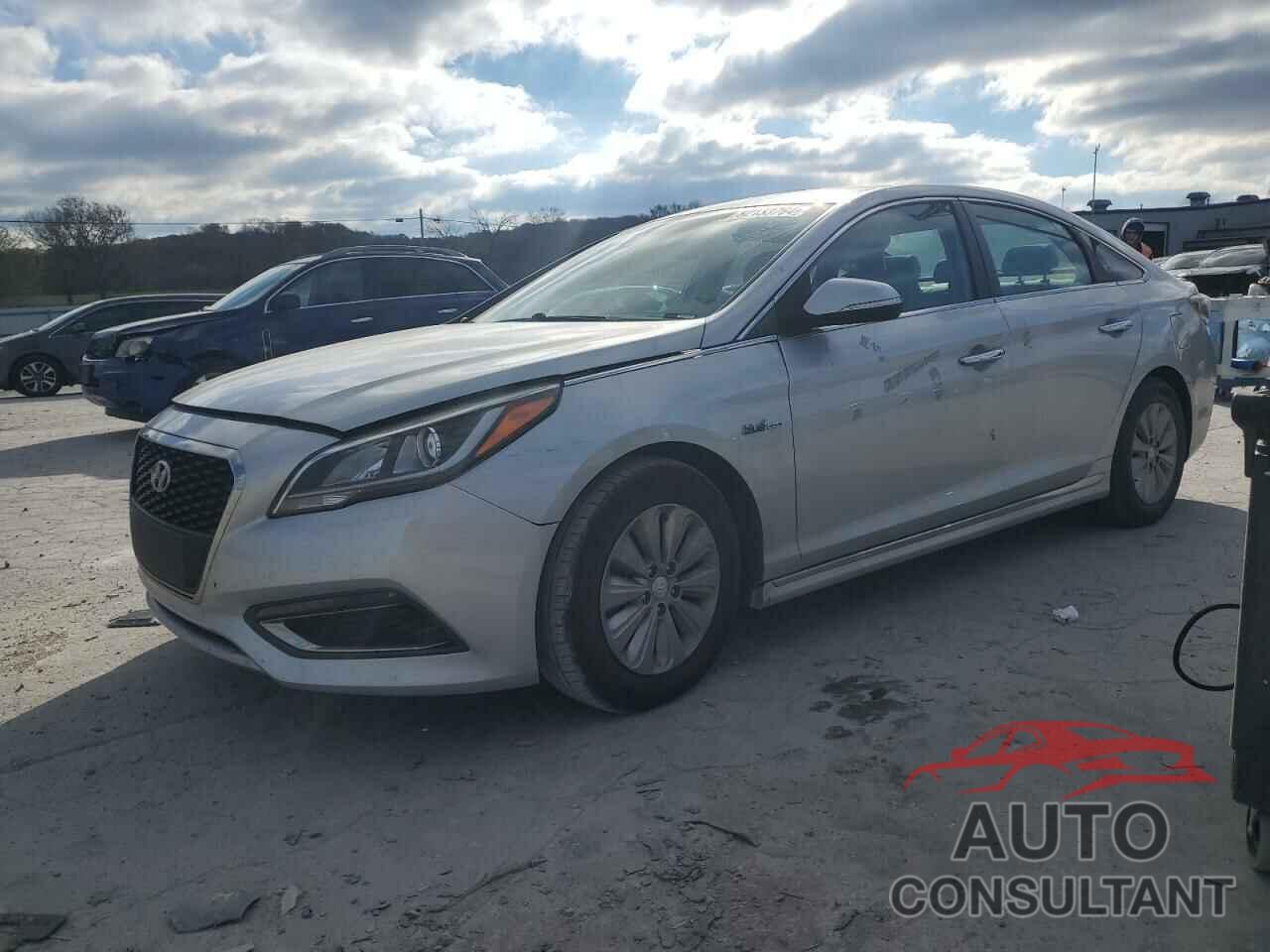 HYUNDAI SONATA 2017 - KMHE24L37HA061389