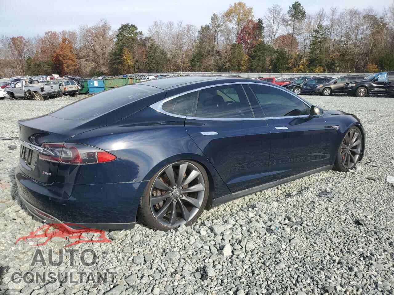 TESLA MODEL S 2013 - 5YJSA1DP9DFP24635