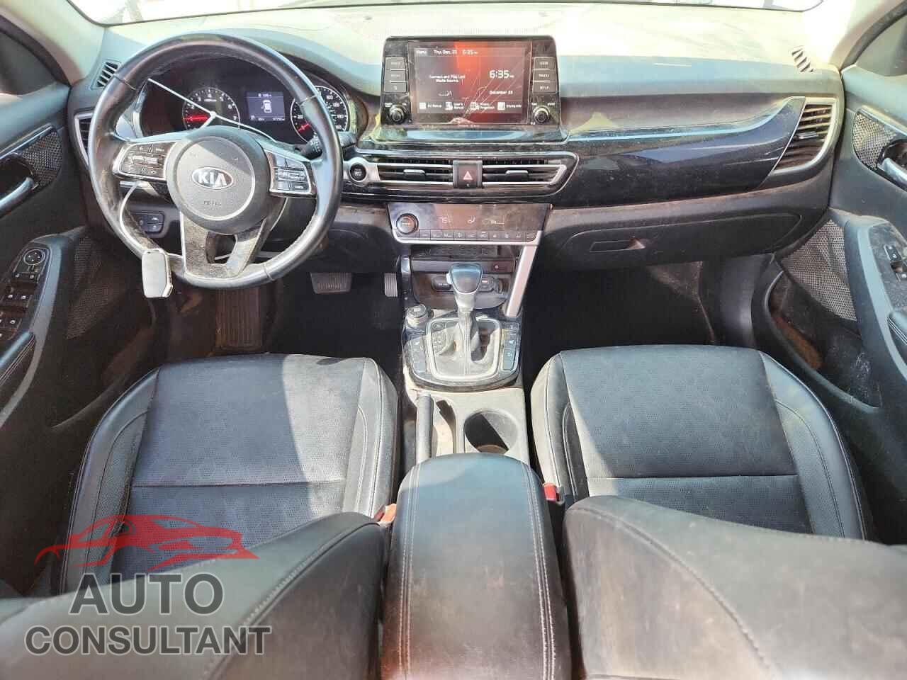 KIA SELTOS 2021 - KNDERCAA9M7081209