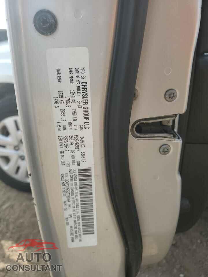 DODGE JOURNEY 2013 - 3C4PDCAB5DT701064