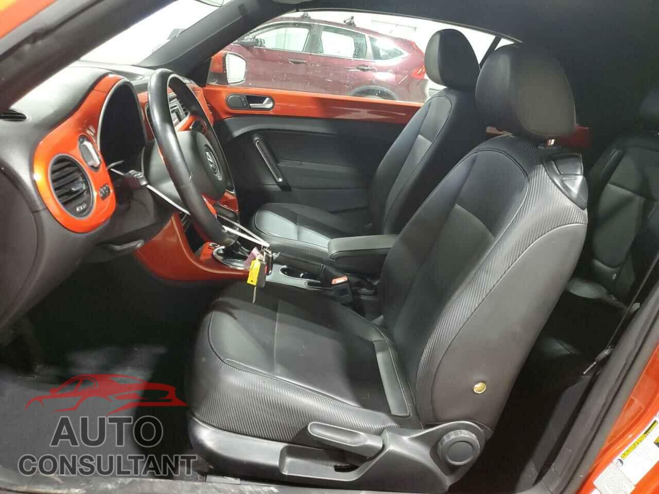 VOLKSWAGEN BEETLE 2017 - 3VW517AT3HM804996