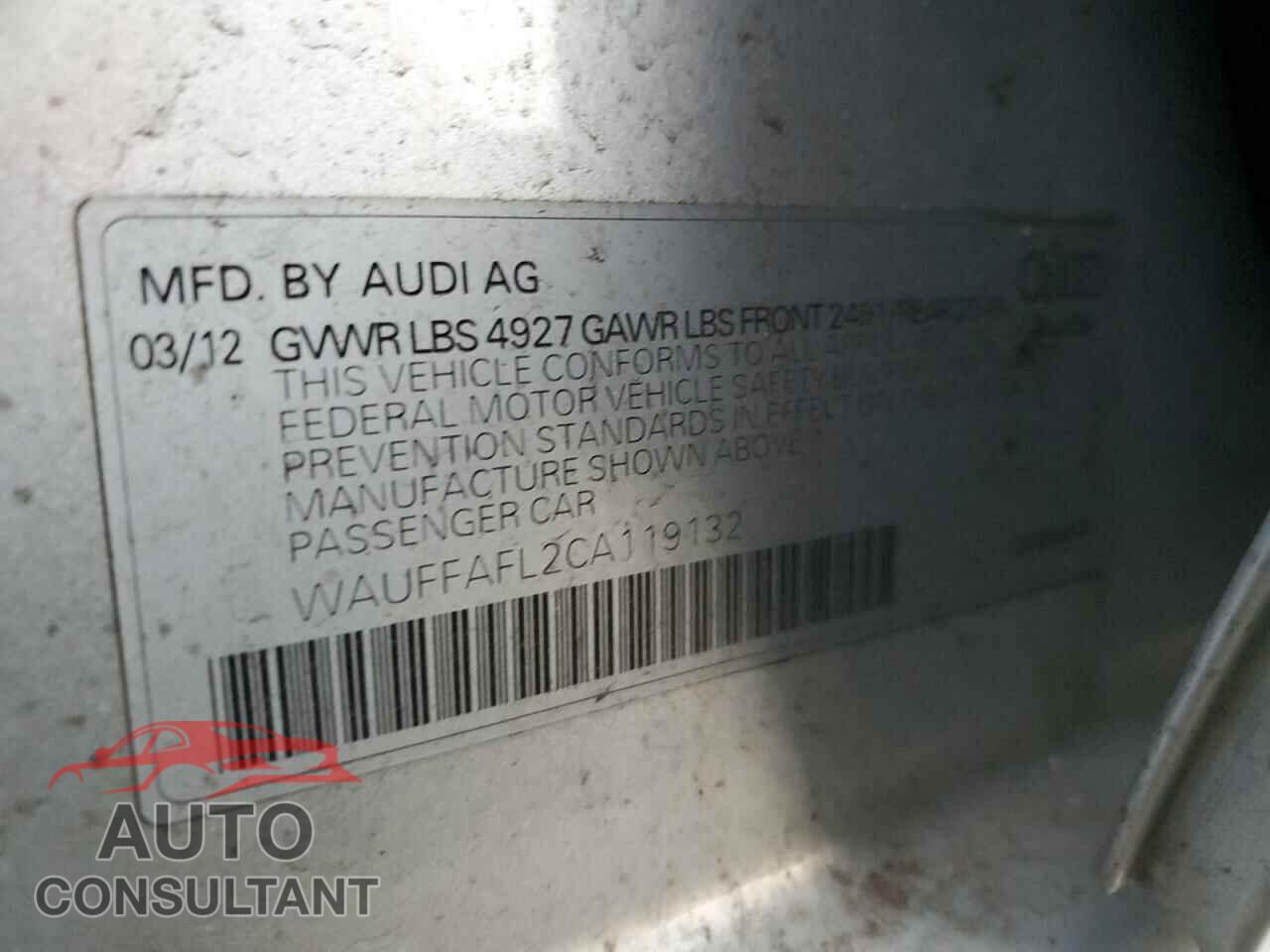 AUDI A4 2012 - WAUFFAFL2CA119132