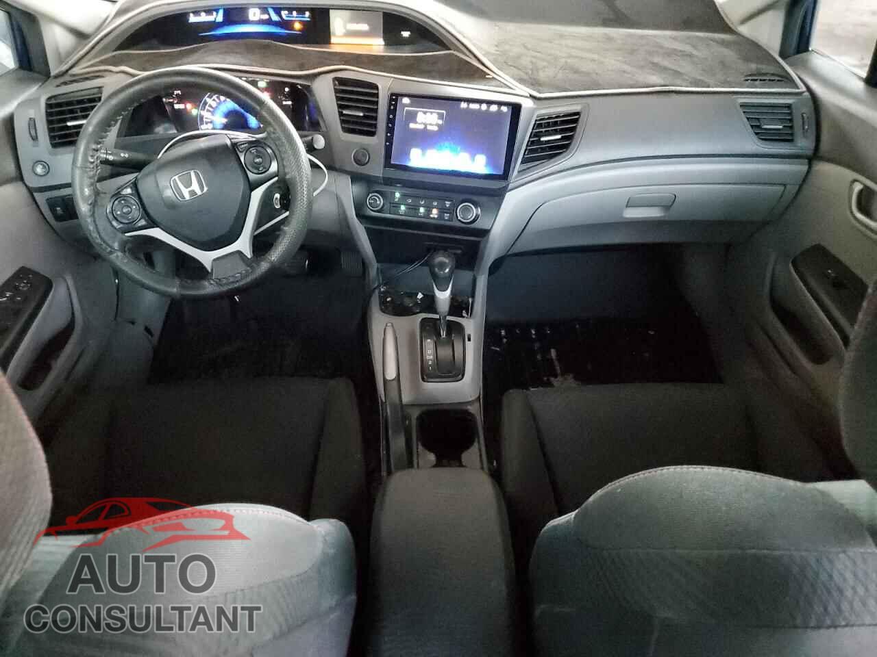 HONDA CIVIC 2012 - 2HGFB2F57CH582487