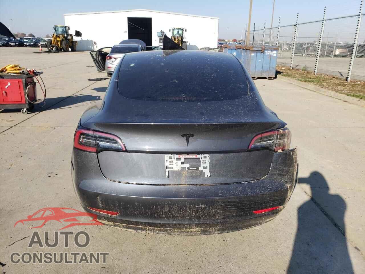 TESLA MODEL 3 2023 - 5YJ3E1EA3PF467589