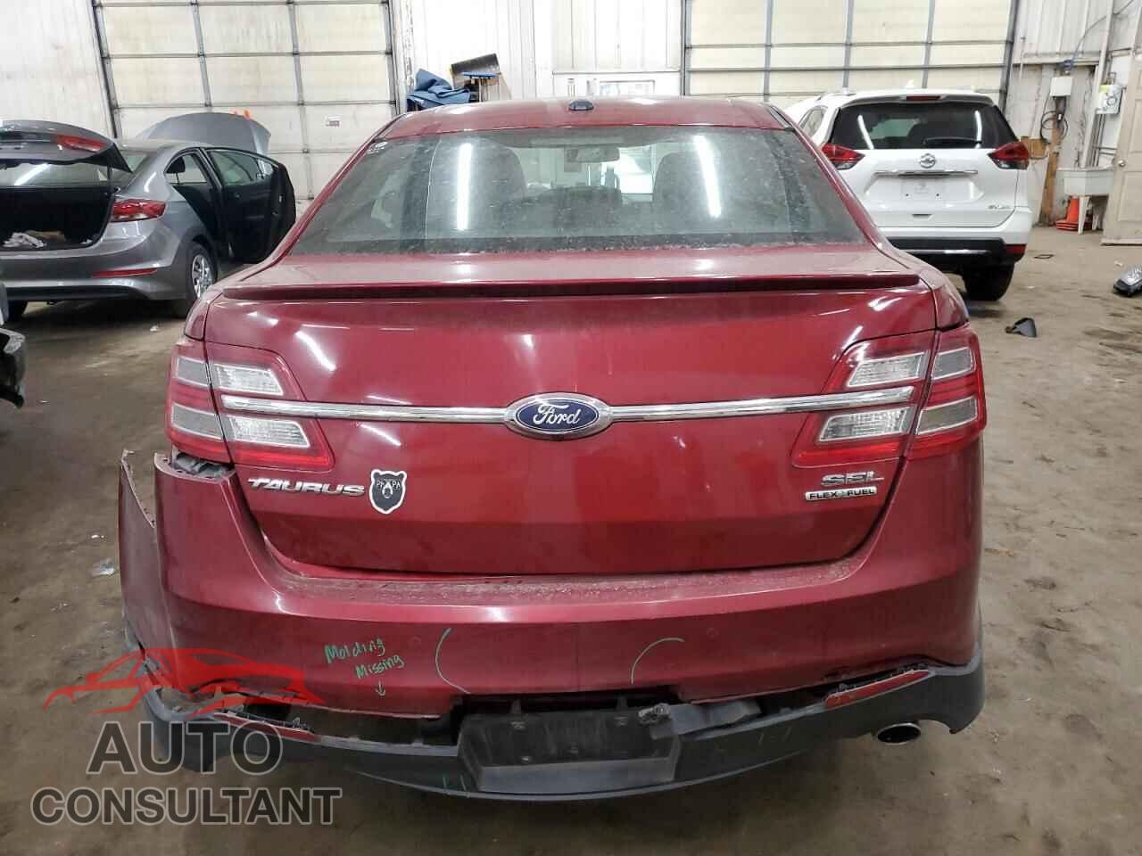 FORD TAURUS 2015 - 1FAHP2E87FG120943