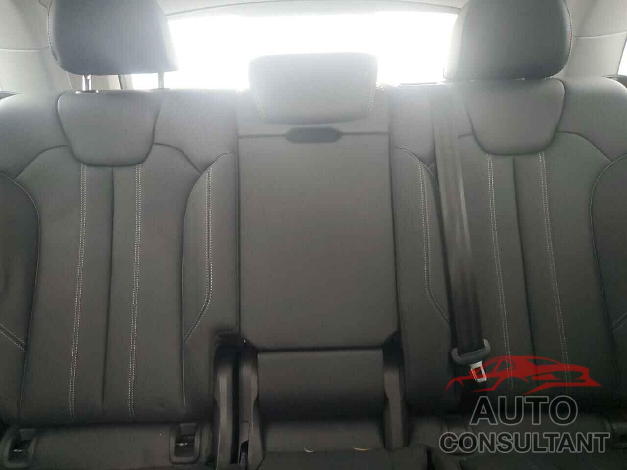 AUDI Q5 2024 - WA1BBAFY1R2000476