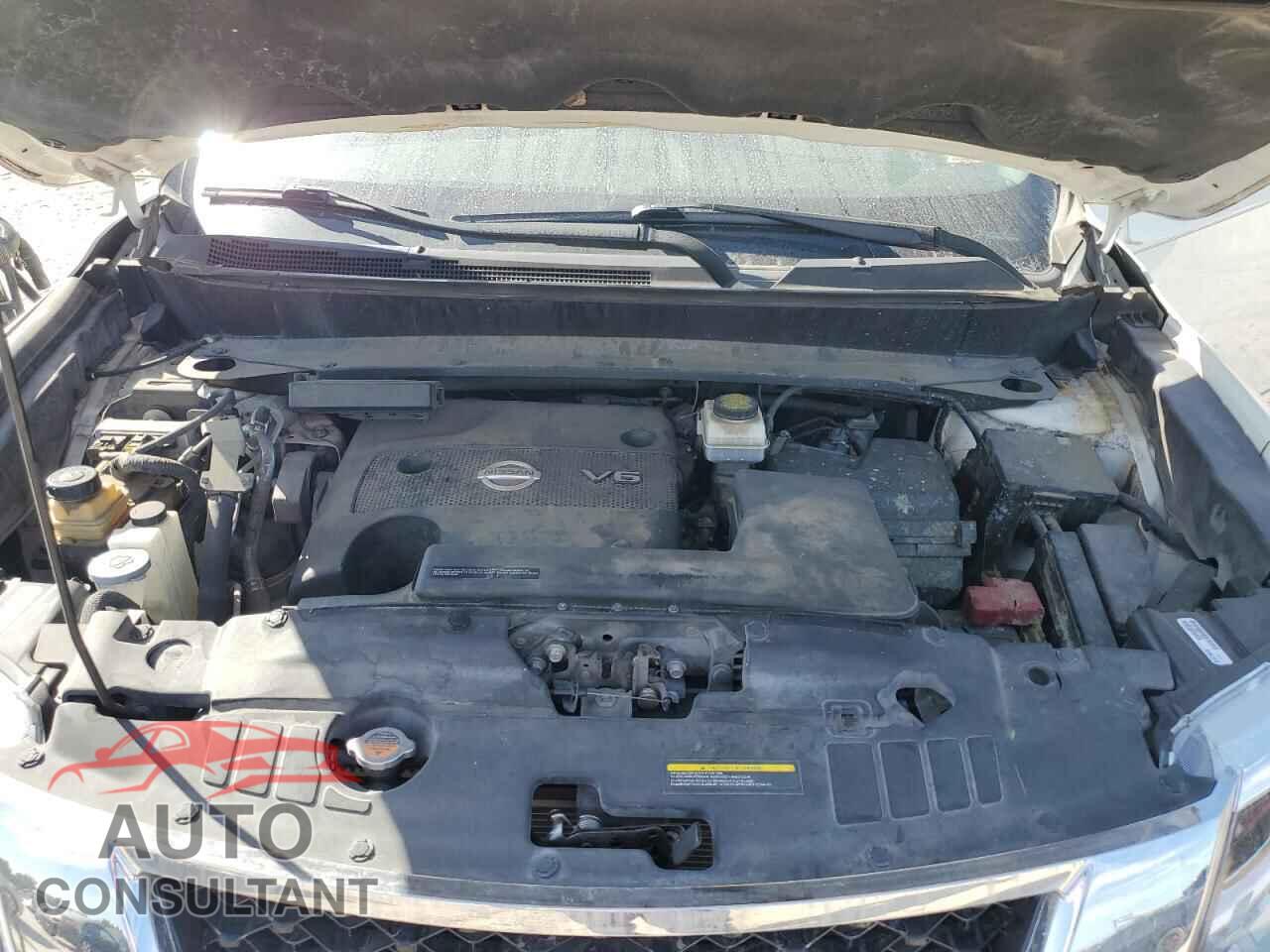NISSAN PATHFINDER 2014 - 5N1AR2MN1EC711459