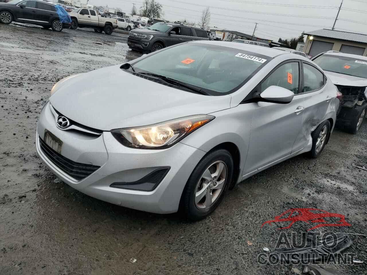 HYUNDAI ELANTRA 2015 - KMHDH4AE3FU378757