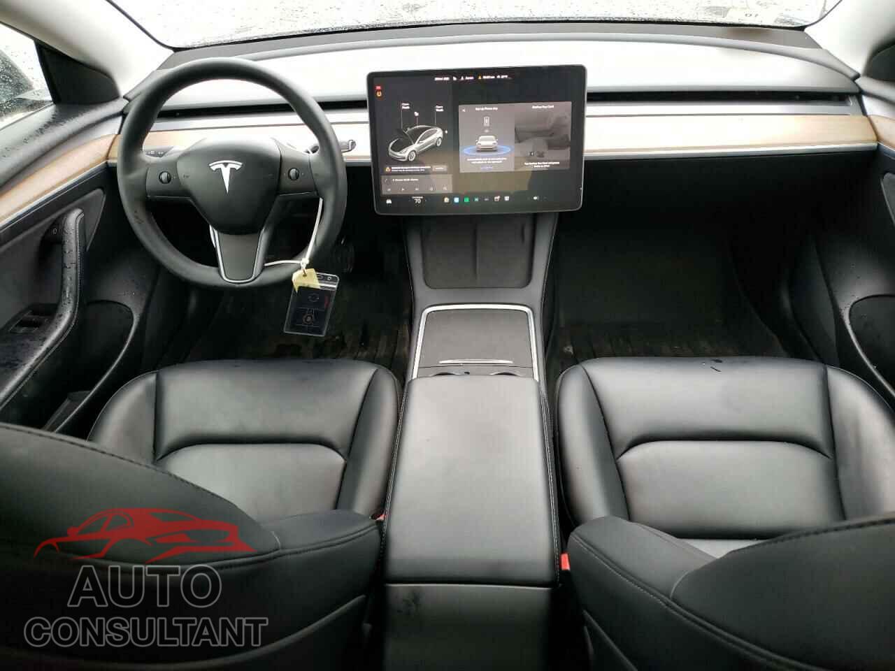 TESLA MODEL 3 2021 - 5YJ3E1EA2MF047690