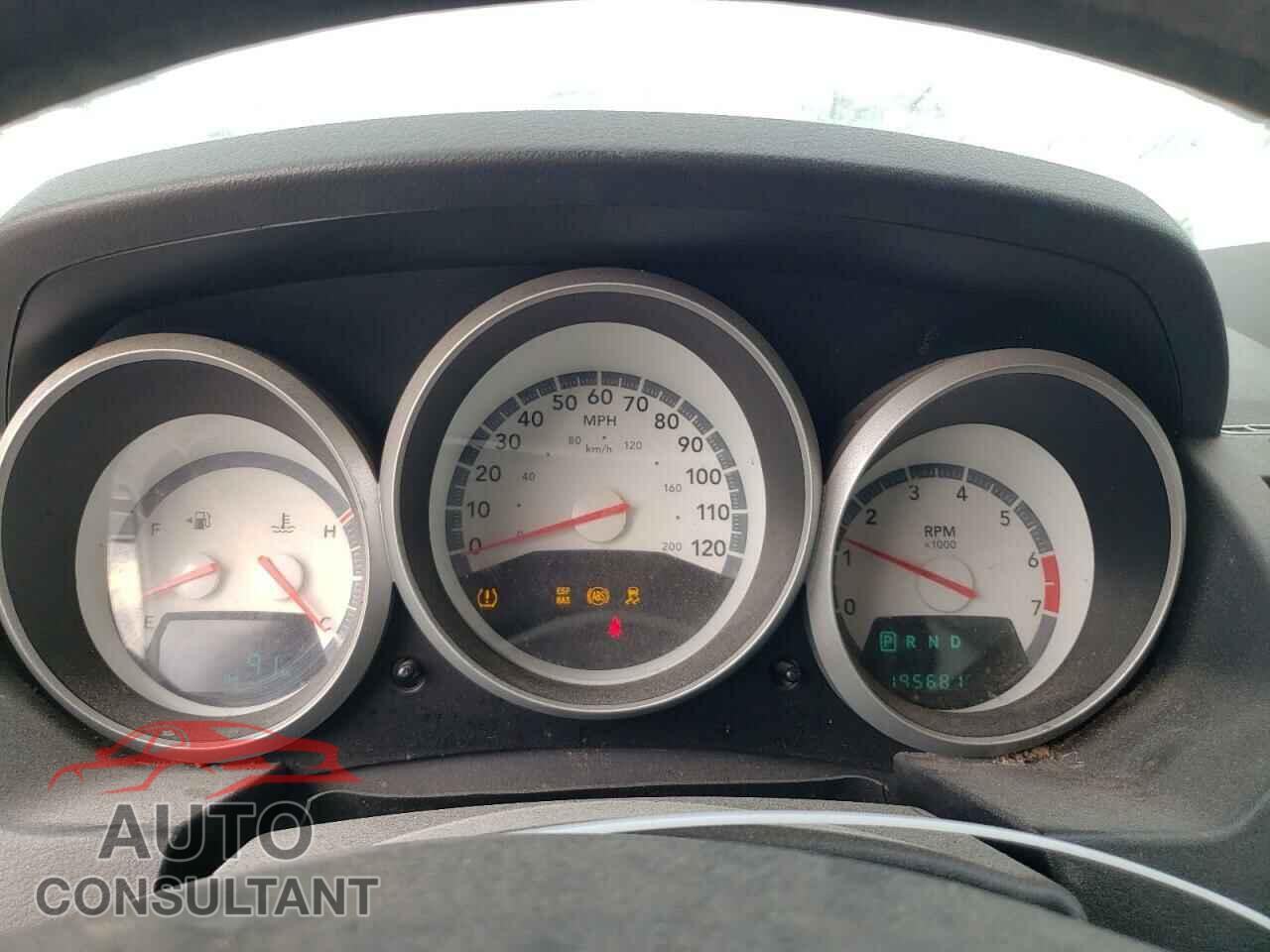 DODGE CARAVAN 2010 - 2D4RN4DE5AR219729