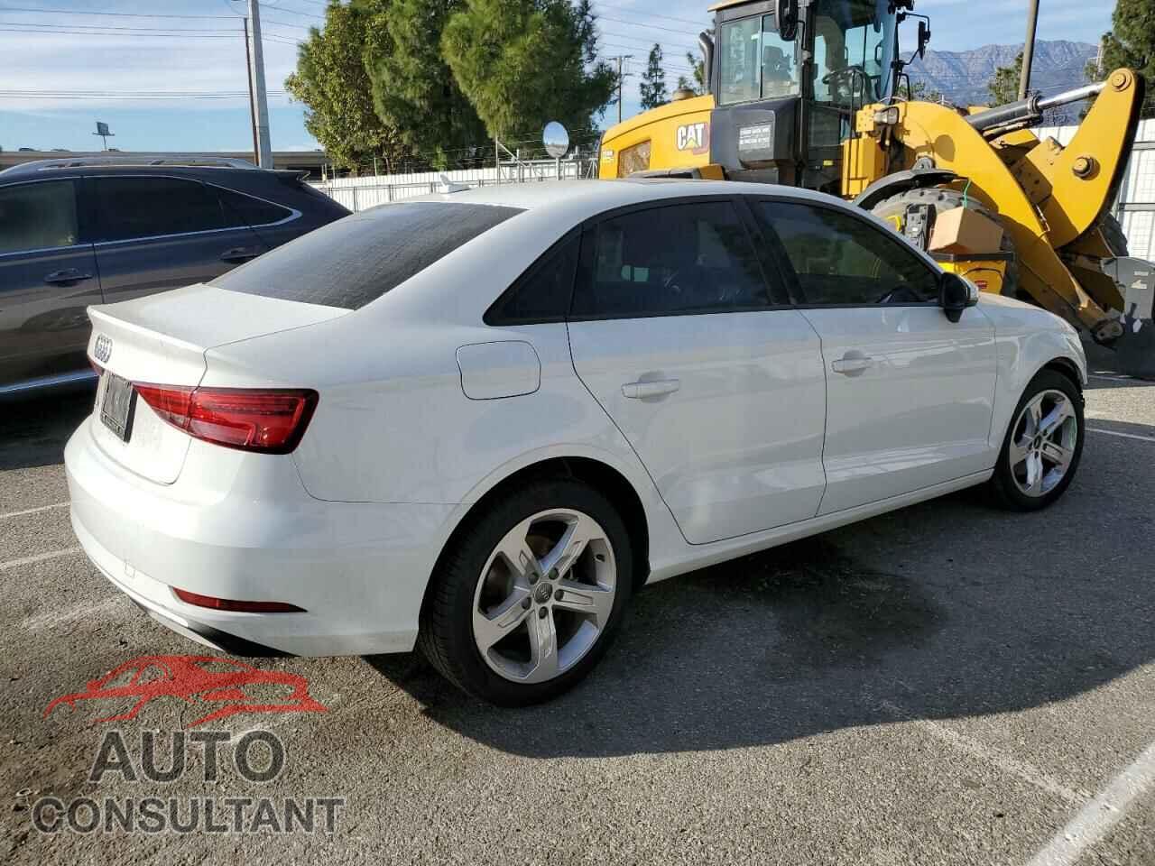 AUDI A3 2017 - WAUAUGFFXH1080102