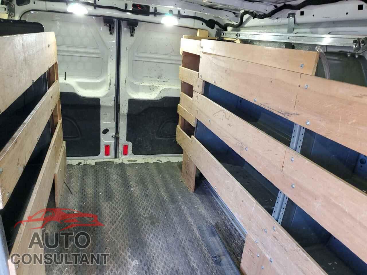 FORD TRANSIT 2017 - 1FTYR2YM3HKB25585