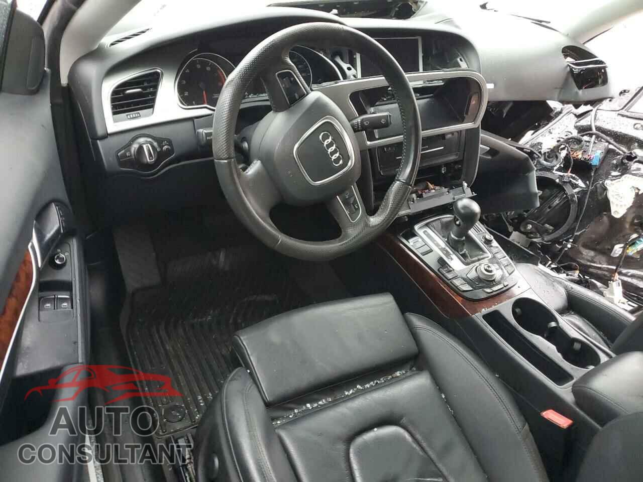 AUDI A5 2010 - WAULFAFR9AA061654