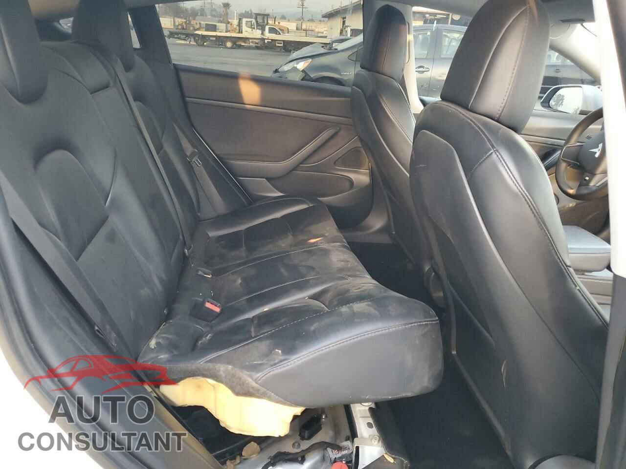 TESLA MODEL 3 2021 - 5YJ3E1EA2MF940376