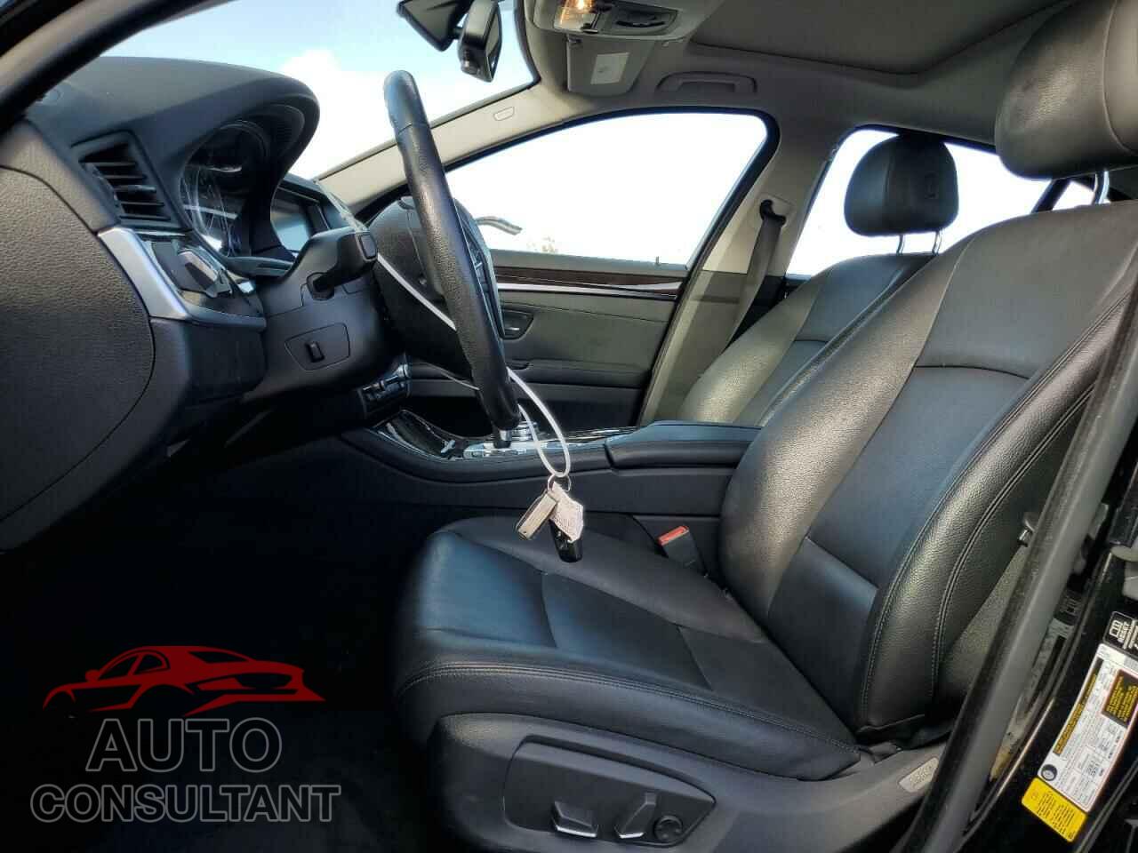 BMW 5 SERIES 2014 - WBA5A5C52ED510001