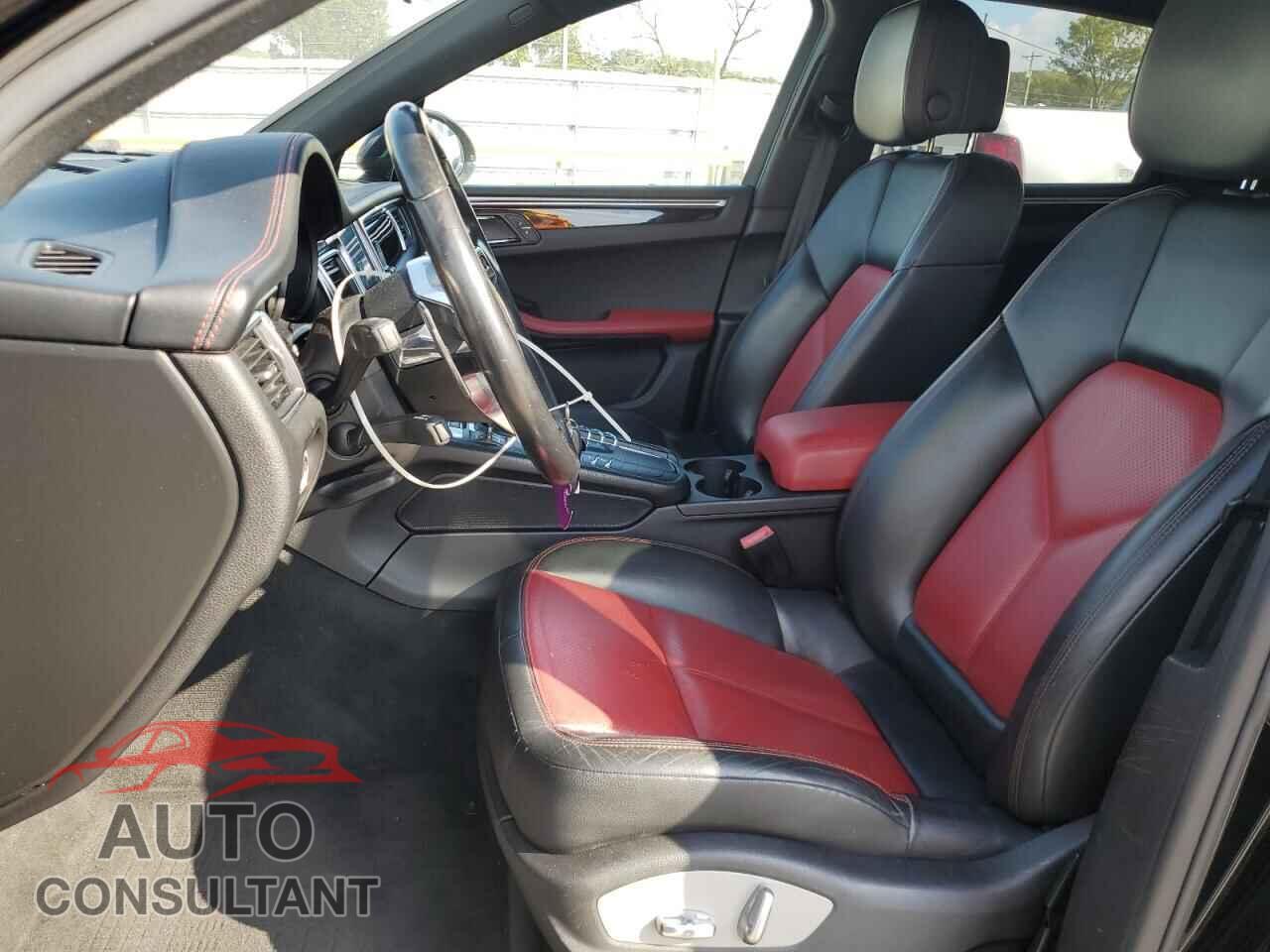 PORSCHE MACAN 2018 - WP1AA2A52JLB06259