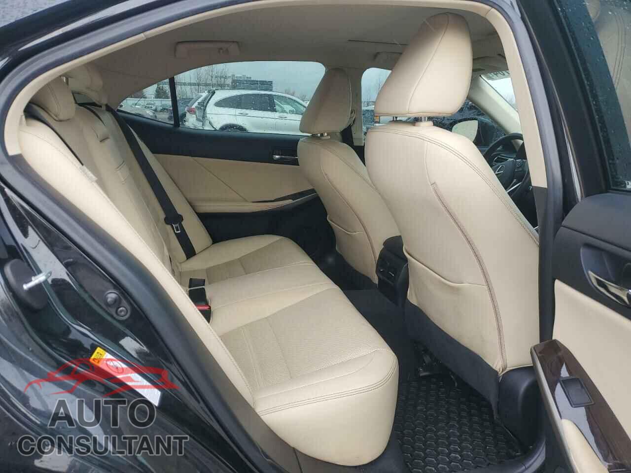 LEXUS IS 2015 - JTHCF1D24F5015933
