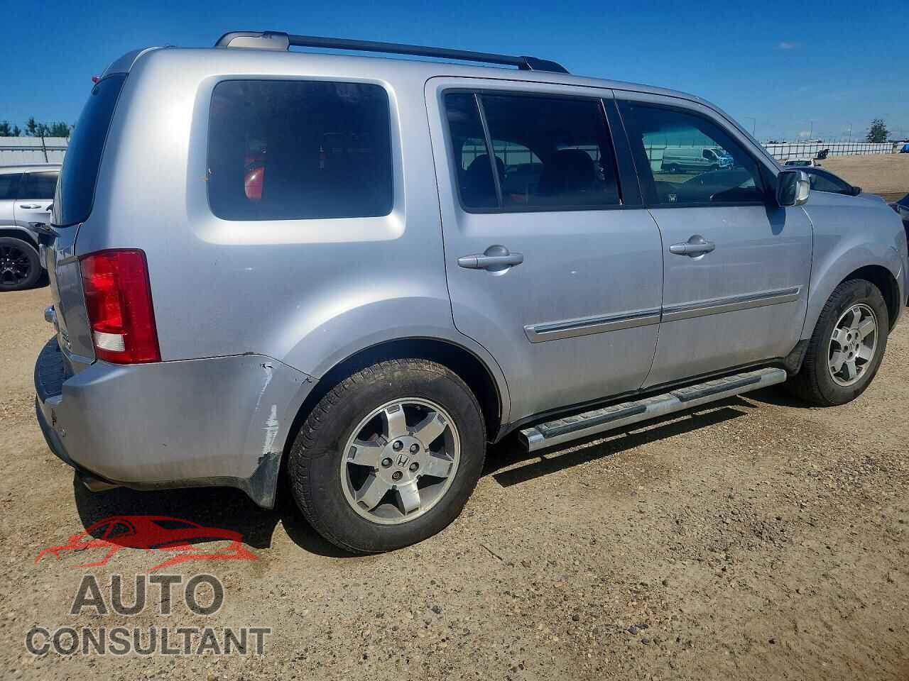 HONDA PILOT 2010 - 5FNYF4H93AB503486